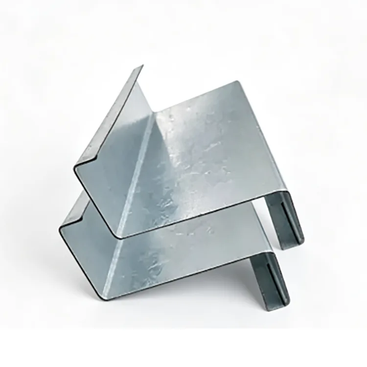 Galvanized Z Purlin သည် ခေတ်မီသံမဏိအဆောက်အဦများ၏ ခိုင်ခံ့မှုနှင့် တာရှည်ခံမှုကို မည်သို့တိုးတက်စေမည်နည်း။